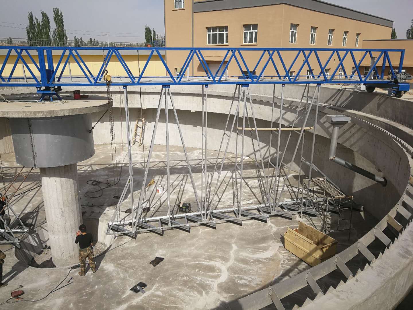 中心傳動刮泥機設備結構形式