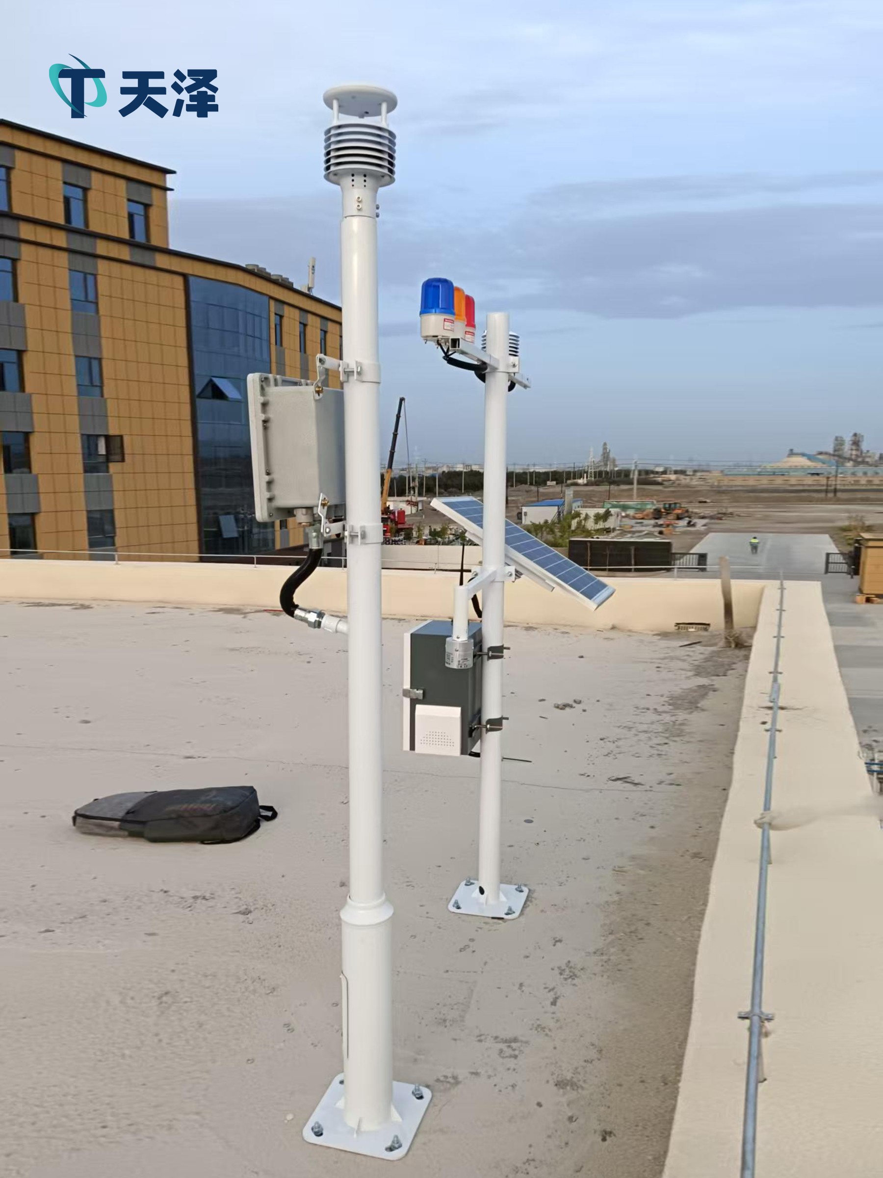 科技賦能防雷安全 天澤環(huán)境雷電預警系統(tǒng)安裝成功